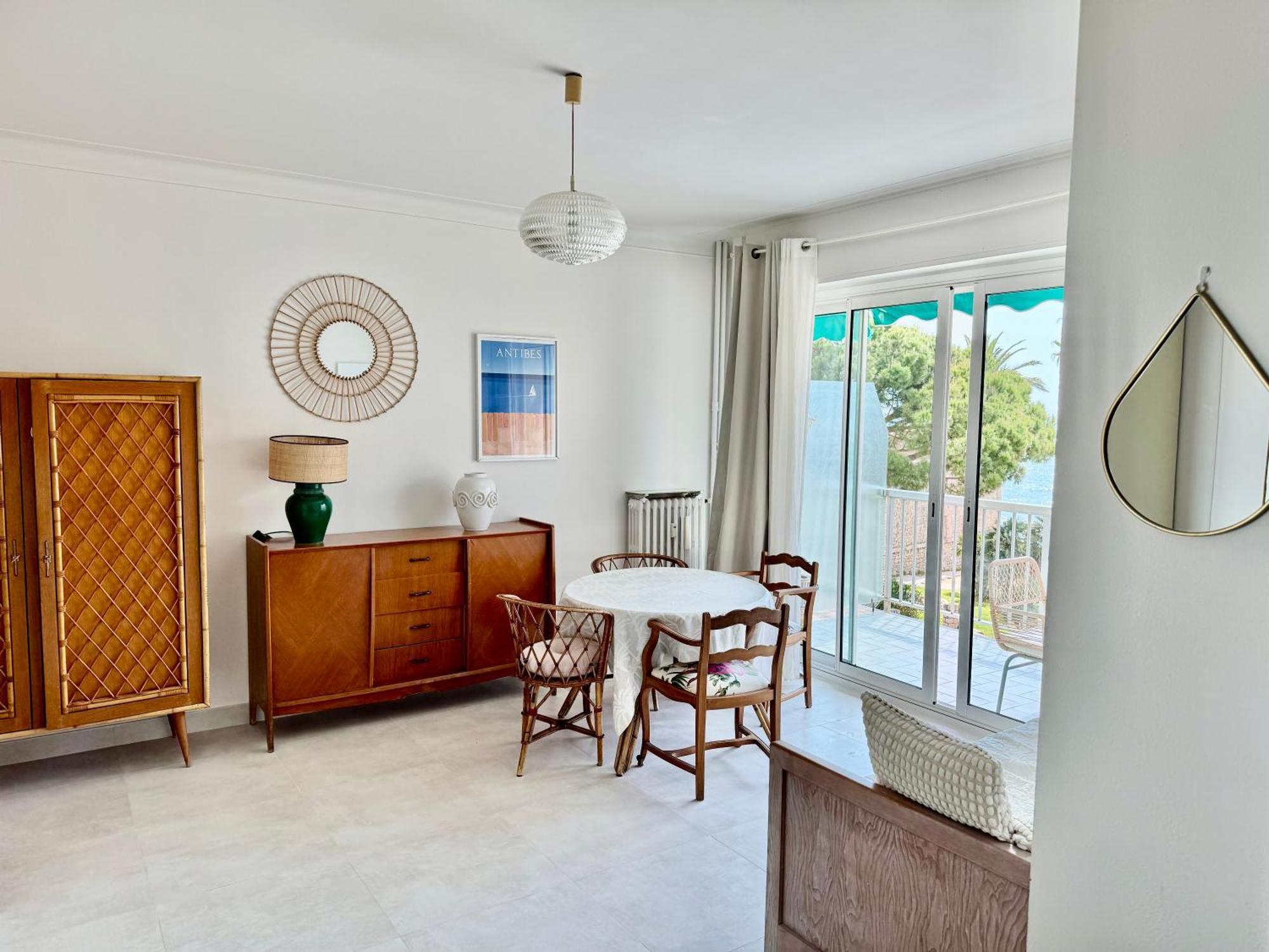 Cozy Studio, Sea View, Old Town, Near Beaches Antibes Exterior foto
